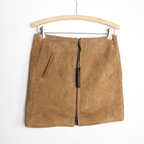 𝅺Blank NYC Brown suede zip front skirt - Picture 7 of 9